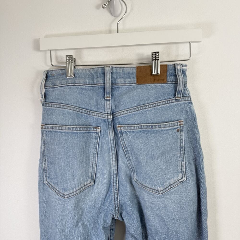 Madewell Curvy Perfect Vintage Jean Coney Wash Distressed High Rise Womens 24 - Picture 6 of 9